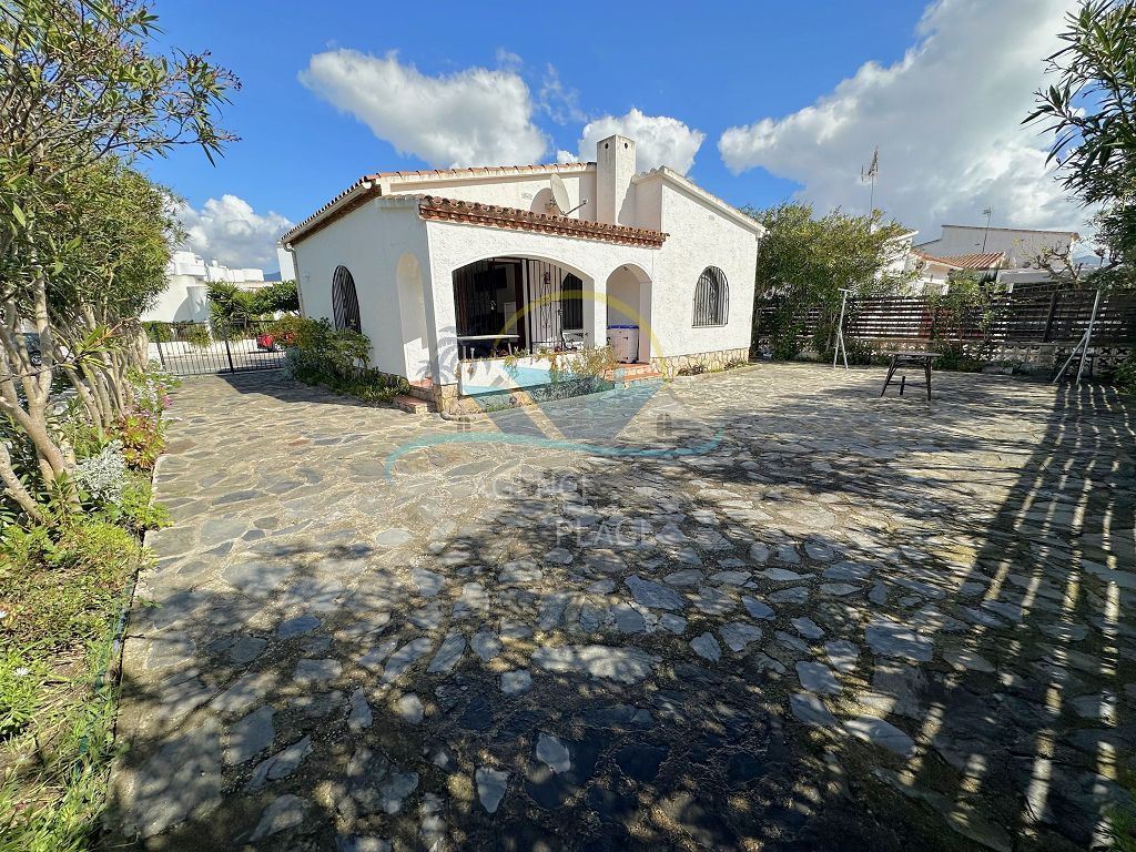 Maison de plain pied SANTA-MARGARITA 339000€ AGENCE DE LA PLAGE Maison de plain pied SANTA-MARGARITA 339000€ AGENCE DE LA PLAGE