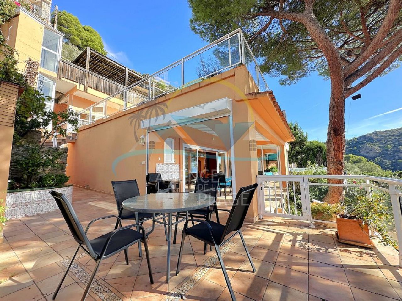 Maison ROSES 590000€ AGENCE DE LA PLAGE Maison ROSES 590000€ AGENCE DE LA PLAGE